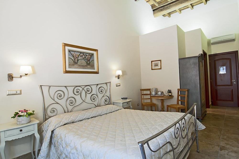 Le Clarisse Pantheon Hotel Roma
