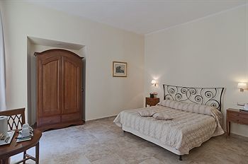 Le Clarisse Pantheon Hotel Rom