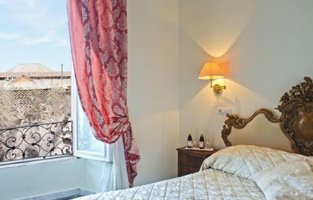 Hotel Le Clarisse Pantheon Rom